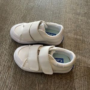 Keds Courtney Hook & Loop White Sneaker - Size 4M